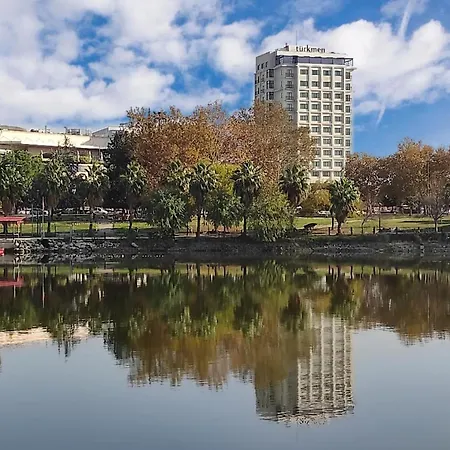 Готель Tuerkmen Riverside