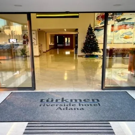 Готель Tuerkmen Riverside 4*