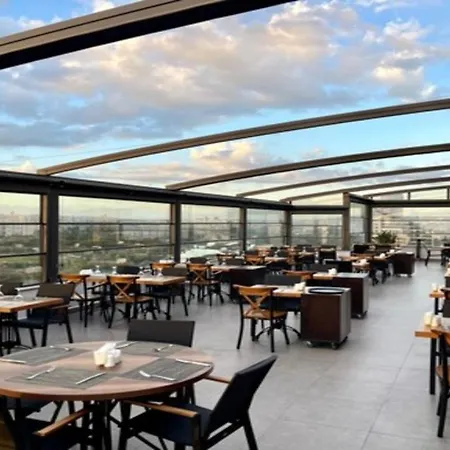 Türkmen Riverside 4*